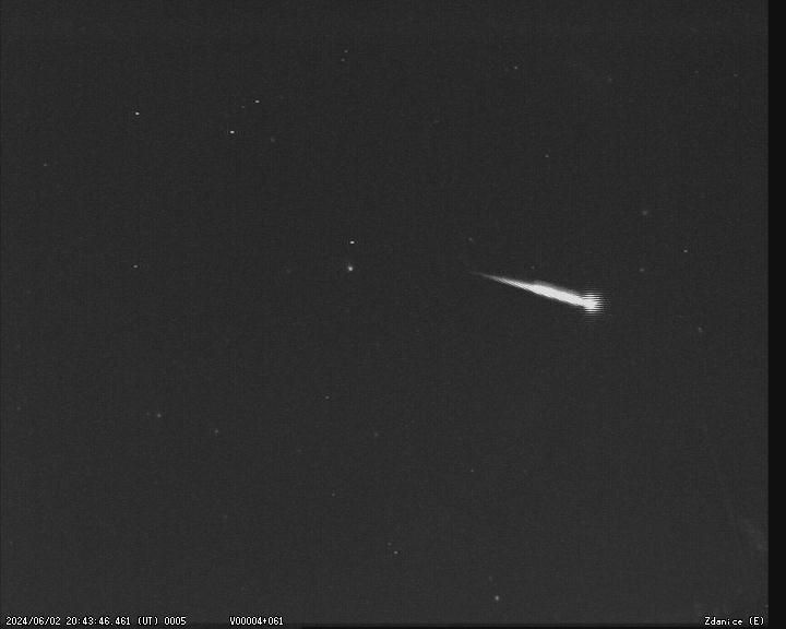 Fig. 4: Summary image of the bolide 20240602_204346 captured by the Ždánice E camera. Author: Ždánice Observatory. Bolide captured by Ždánice E camera